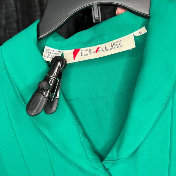 Chaus 80’s Kelly green pleated button front blouse Size 8 - Picture 5 of 6